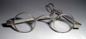 Óculos antigos